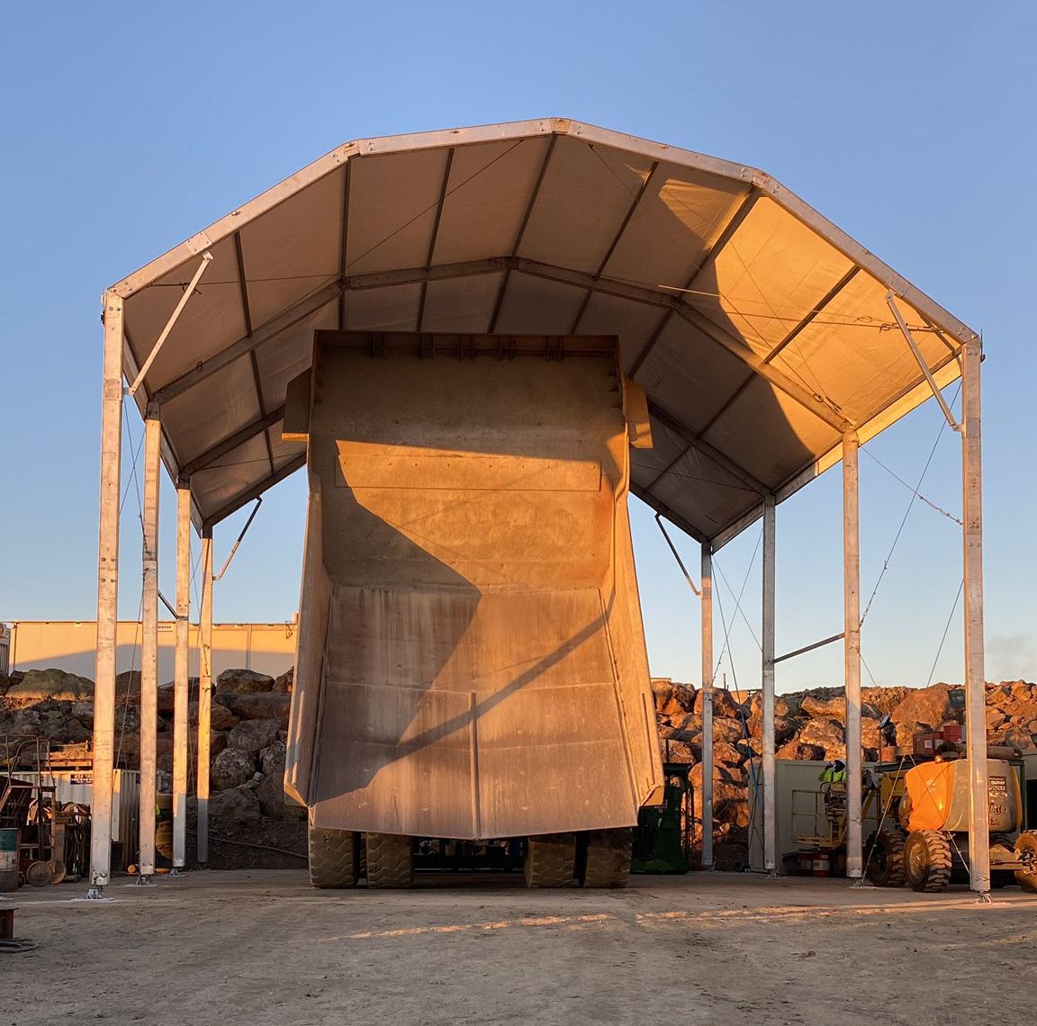 Carpas industriales lingotes perfiles metálicos GWD