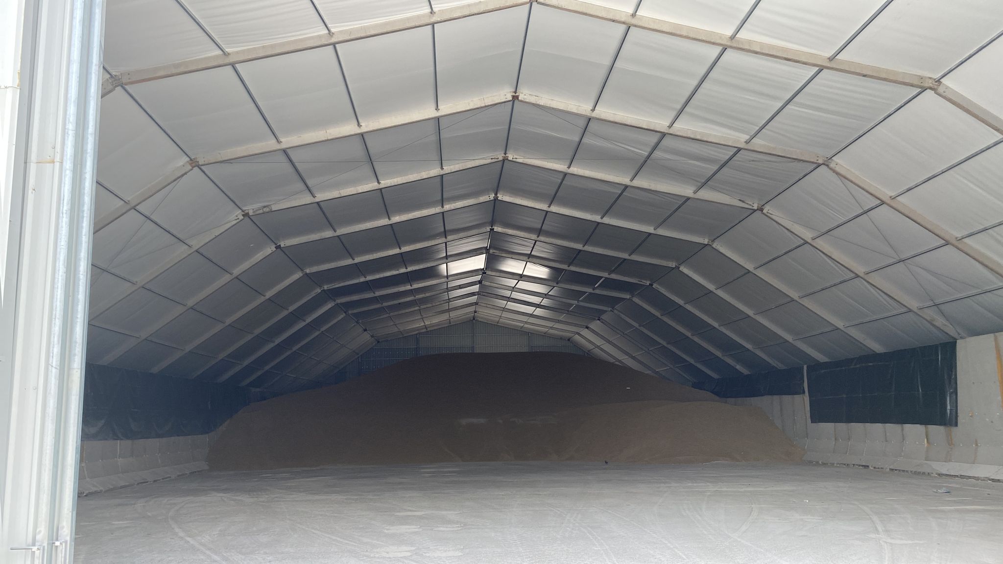 Cubierta industrial graneles cereales sin columnas GWD