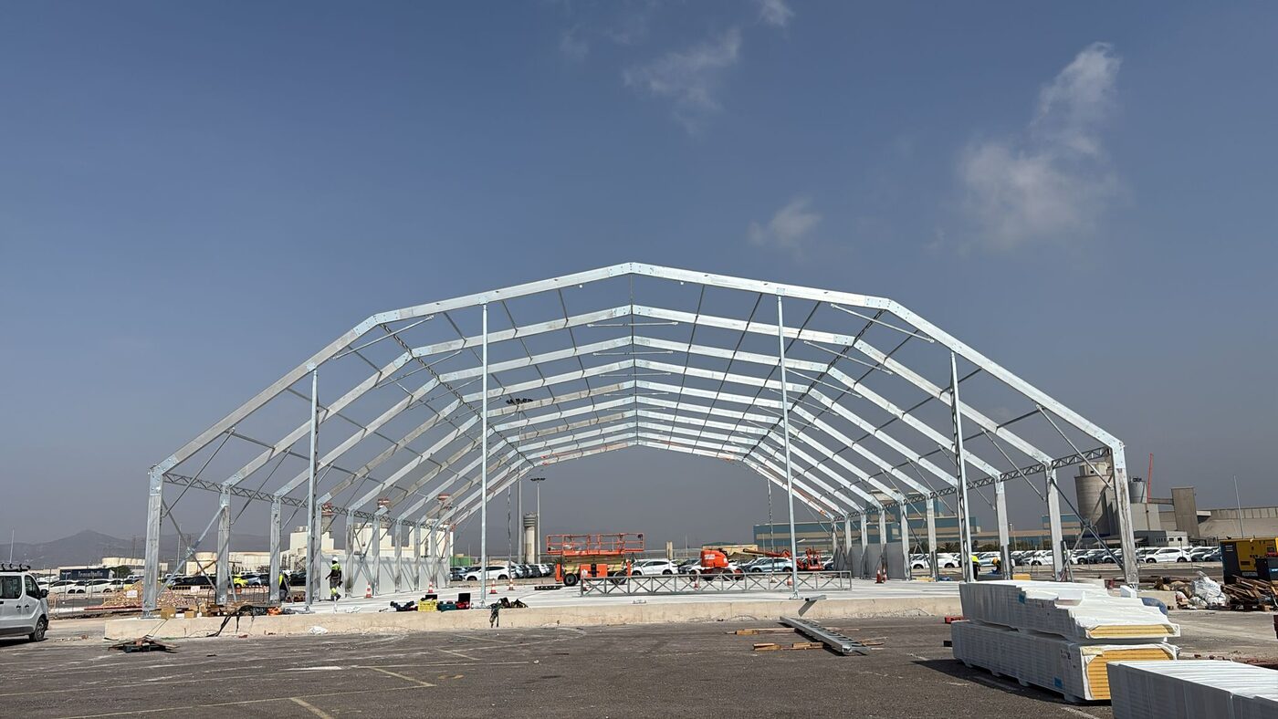 Carpas industriales a medida estructura portuaria sector automoción Sagunto
