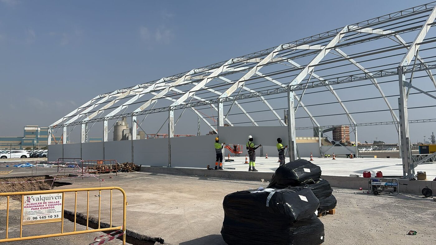 Carpa industrial equipo de instalación GWD España